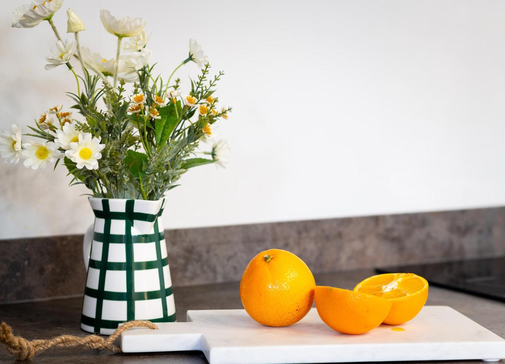Gorgeous Boutique Flat Sleeps 2 In Lyme Regis Villa Bagian luar foto