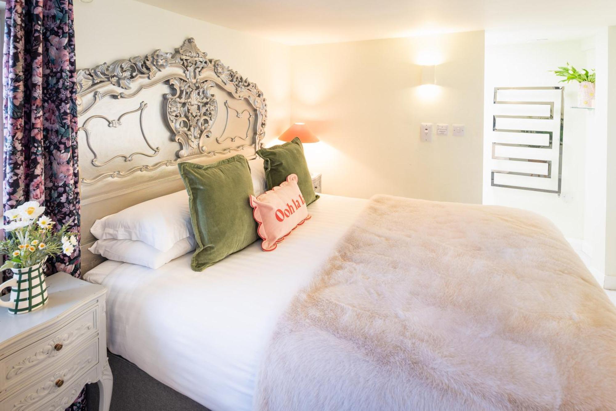 Gorgeous Boutique Flat Sleeps 2 In Lyme Regis Villa Bagian luar foto